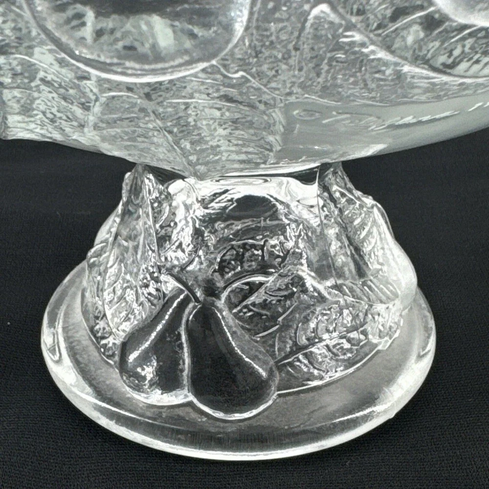 Pedestal Fruit Bowl Pear Leaf Design Vintage 80s Teleflora‎ Pressed Glass 7.5